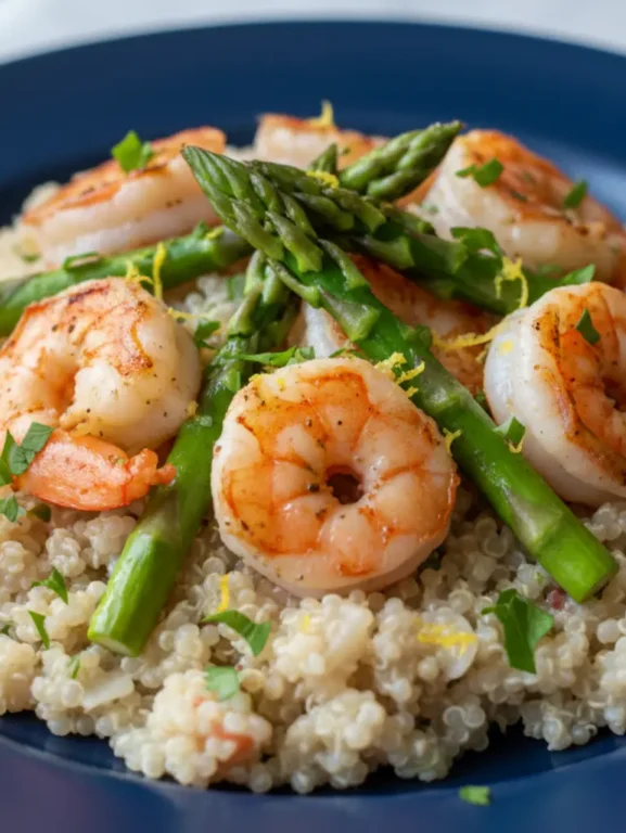 Risoto de quinoa com camarao e aspargos fit
